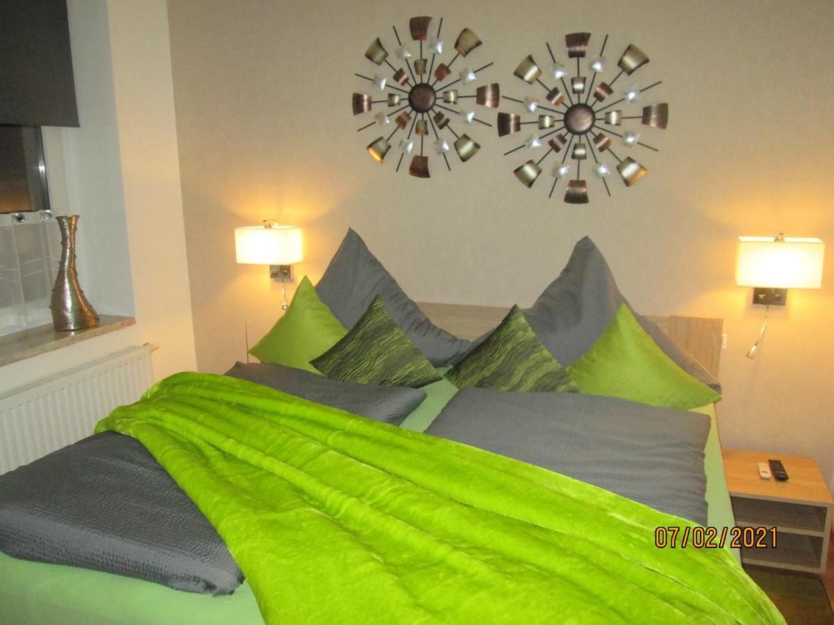 Zentrale-Ruhige Ferienwohnung Reichenbach im Vogtland Zewnętrze zdjęcie